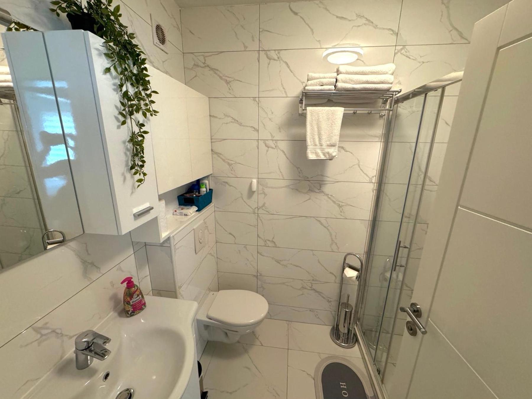 Afrika Apartment Брчко Экстерьер фото